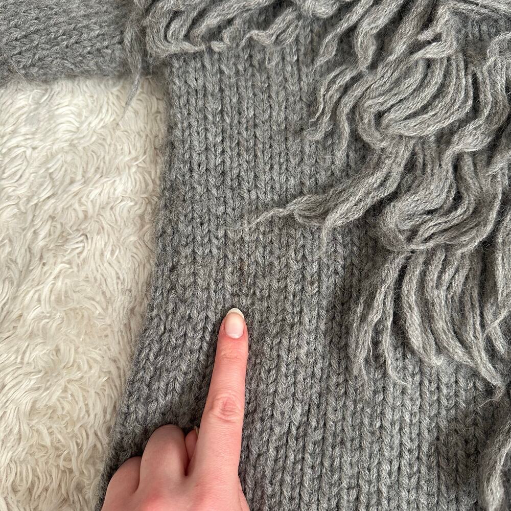 KKIBO Baby Alpaca Gray Fringe Knit Boatneck Sweater S/M - Picture 8 of 8